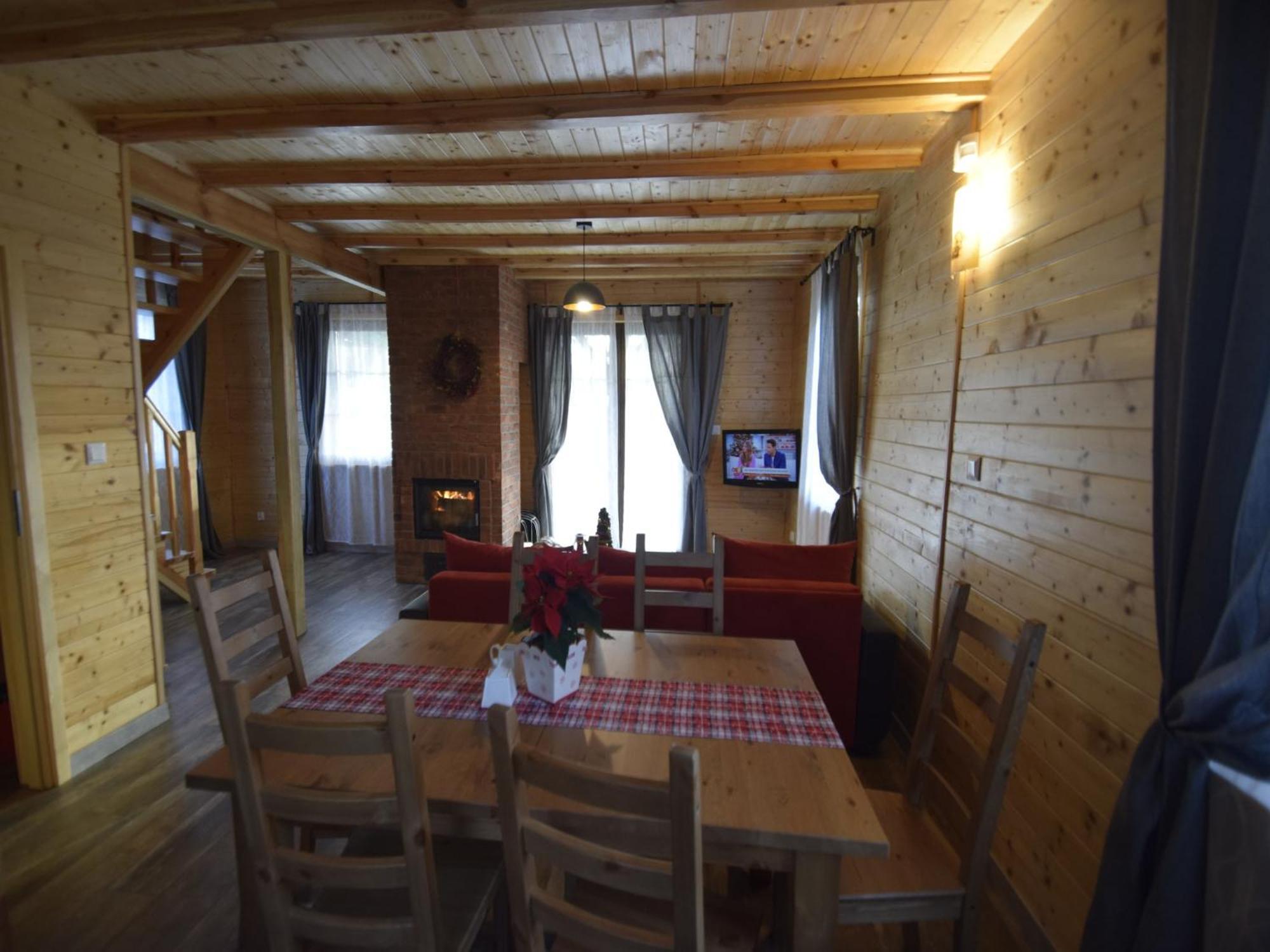 Wooden Holiday Home in Skrzynia with Terrace Osiek  Zewnętrze zdjęcie