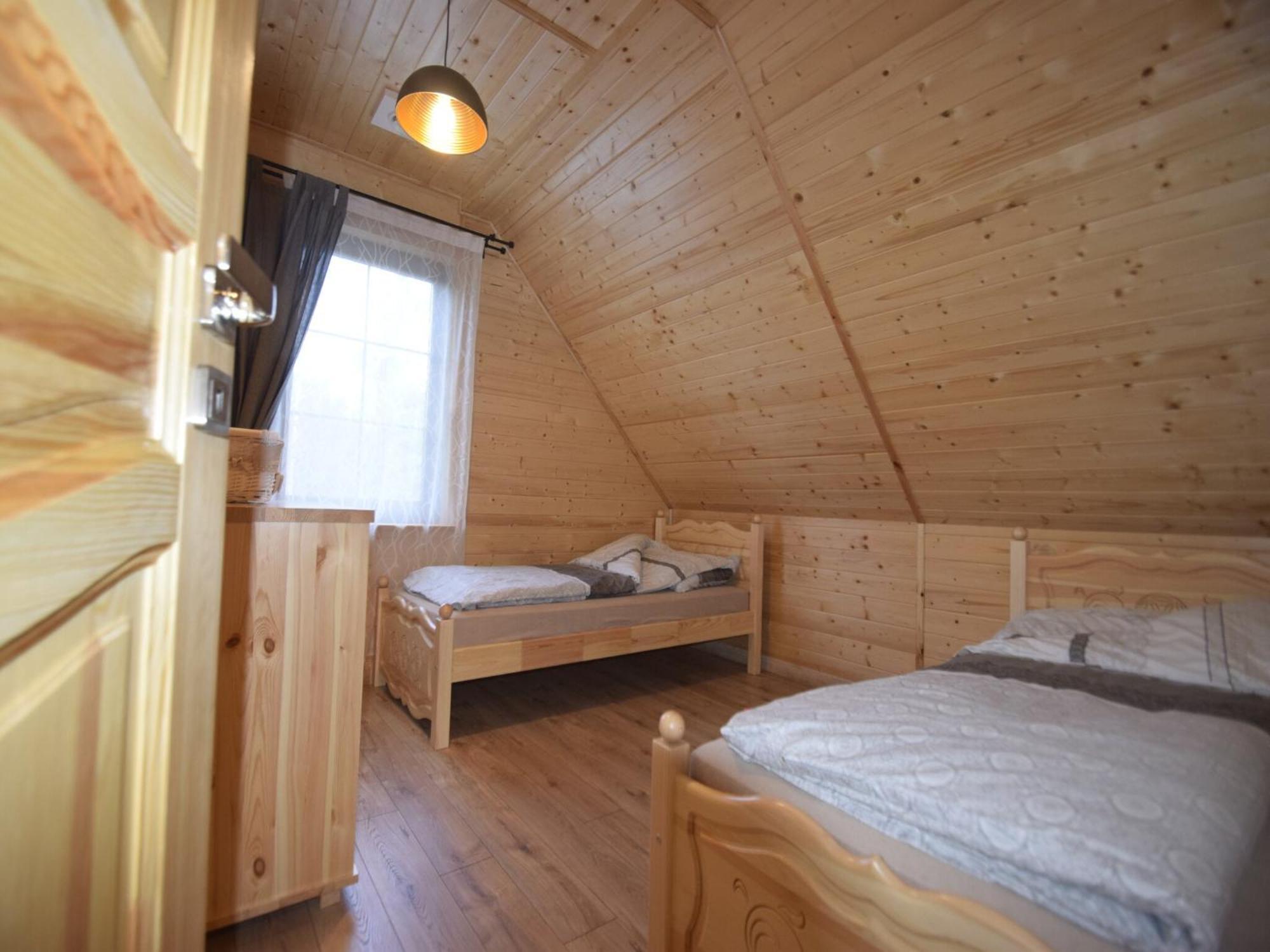 Wooden Holiday Home in Skrzynia with Terrace Osiek  Zewnętrze zdjęcie