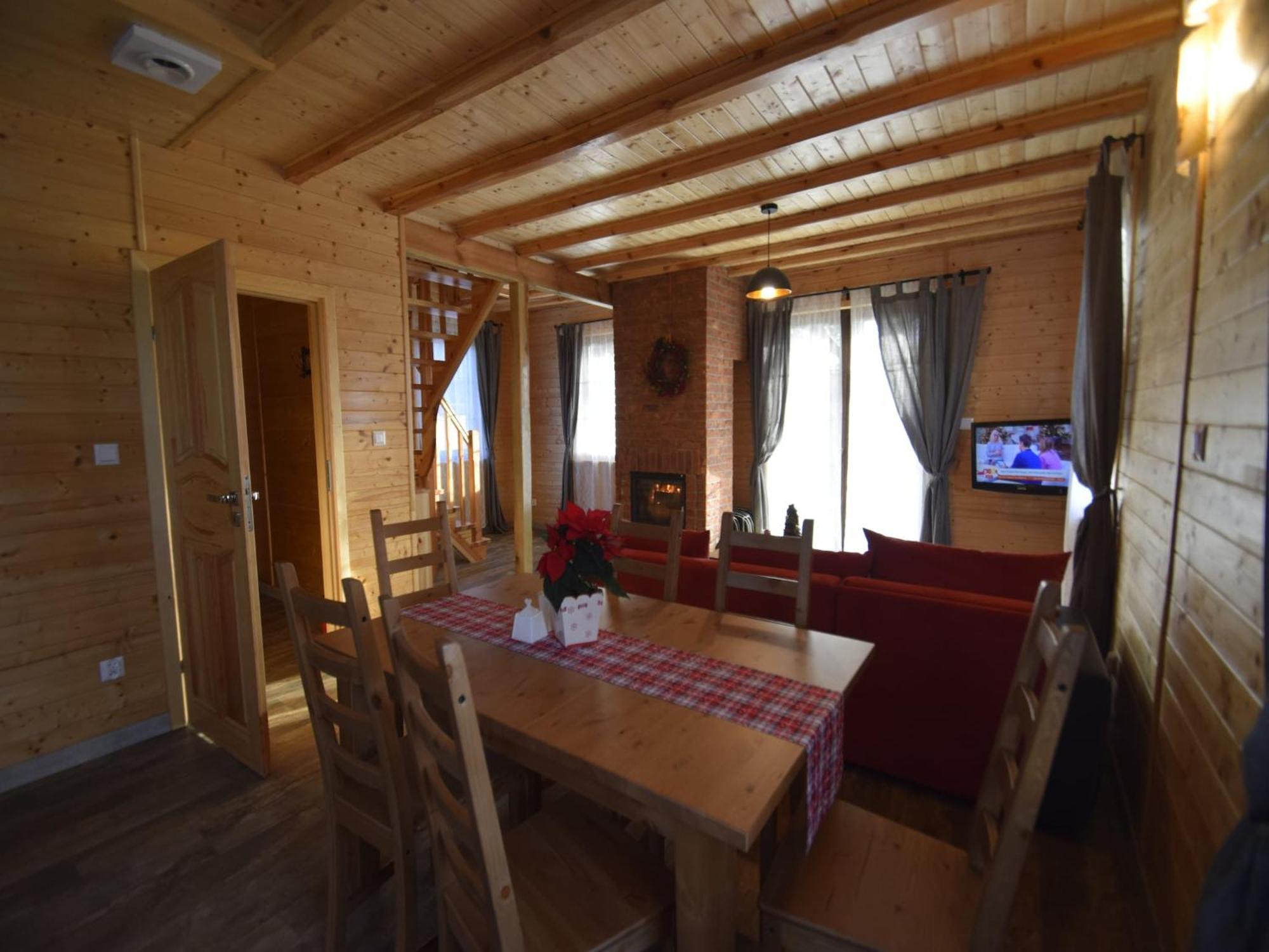 Wooden Holiday Home in Skrzynia with Terrace Osiek  Zewnętrze zdjęcie