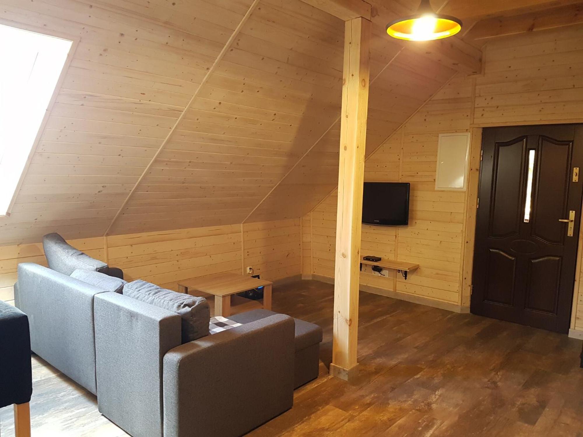 Wooden Holiday Home in Skrzynia with Terrace Osiek  Zewnętrze zdjęcie