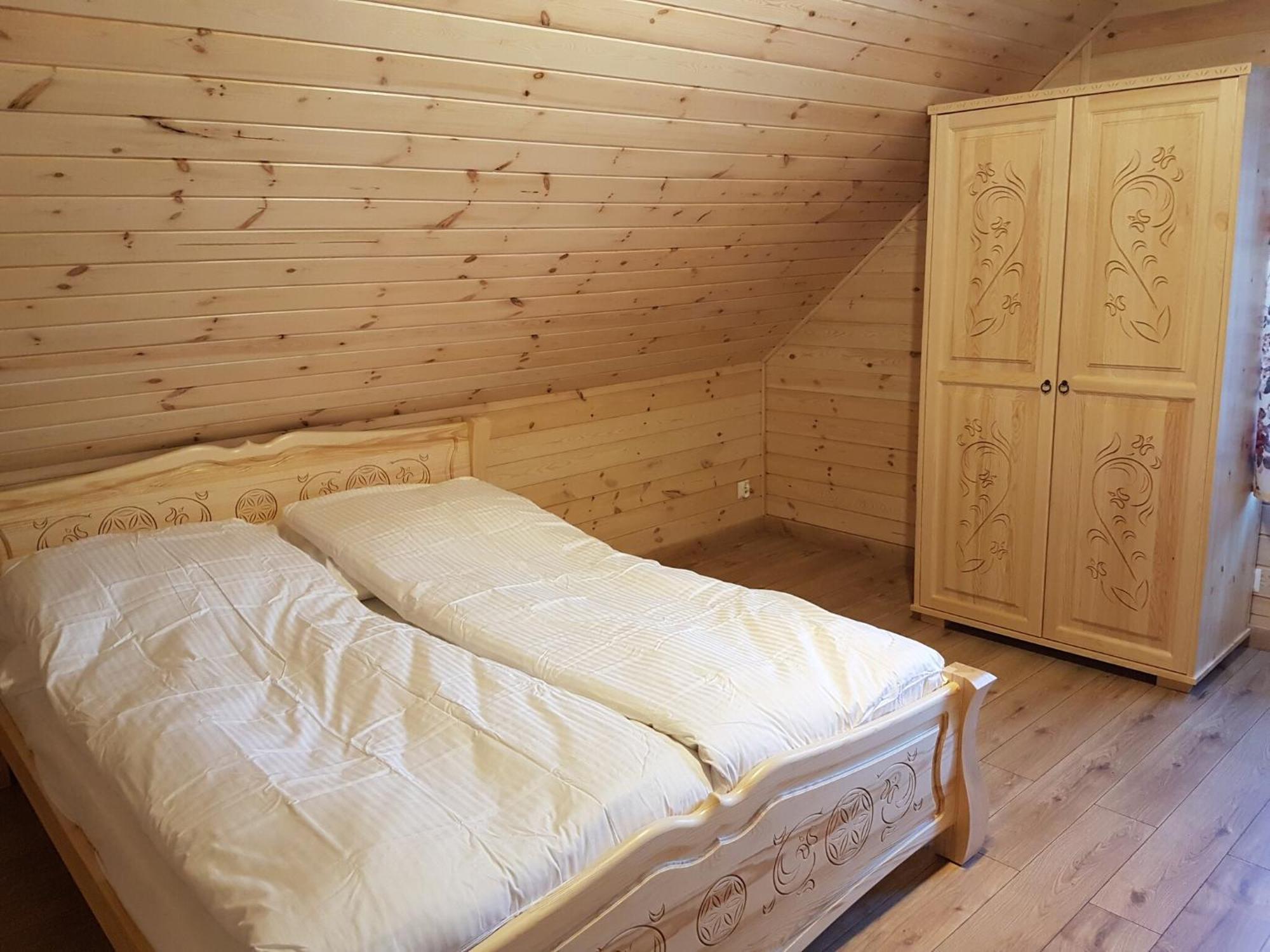 Wooden Holiday Home in Skrzynia with Terrace Osiek  Zewnętrze zdjęcie